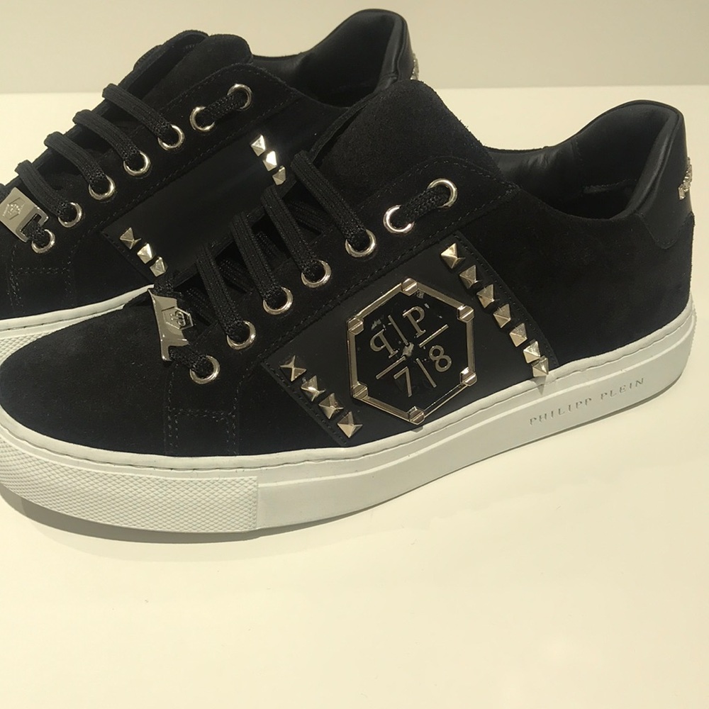 Lo top sneaker